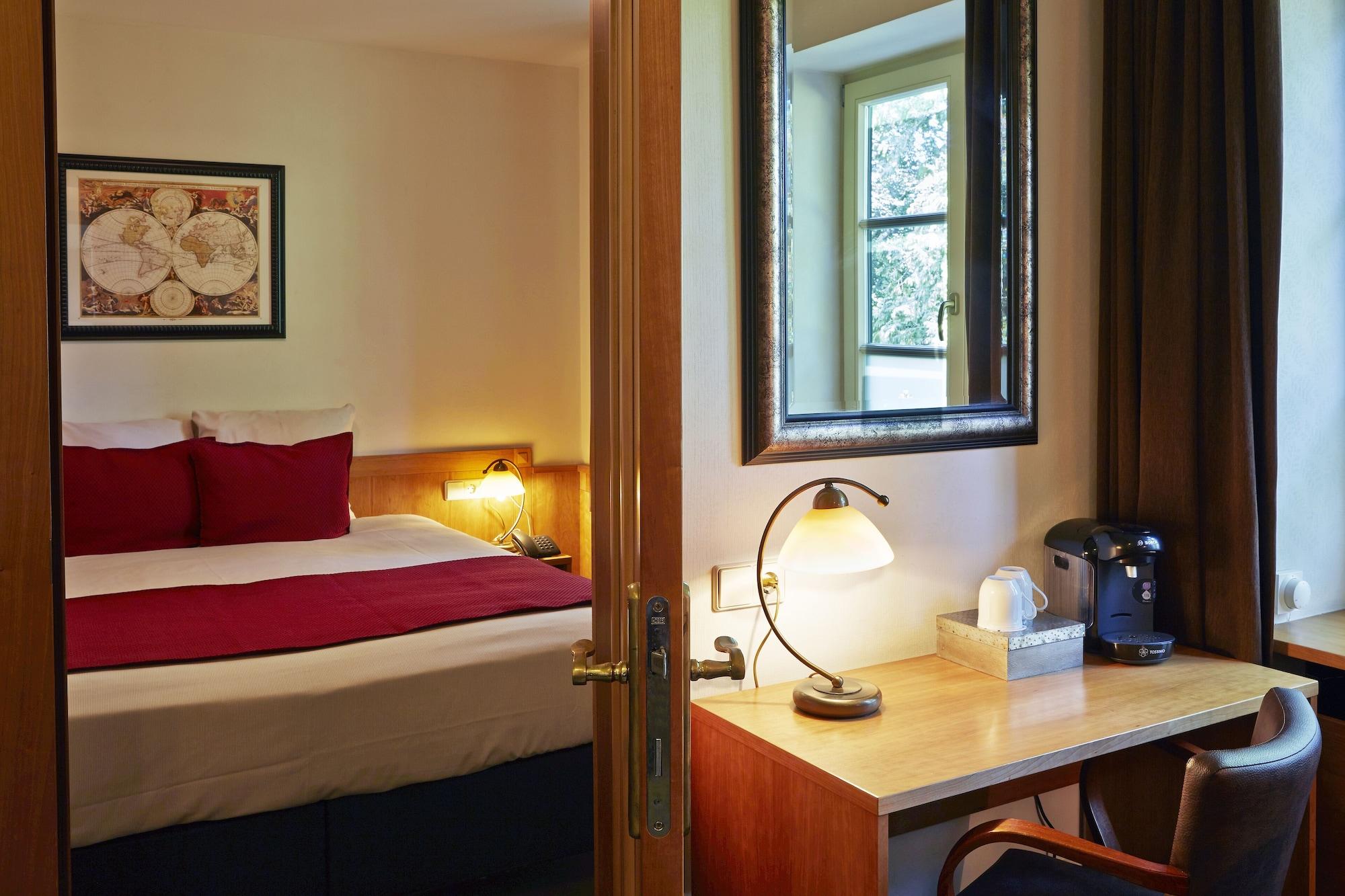 Hotel Parkhotel Mastbosch 4*